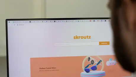 skroutz